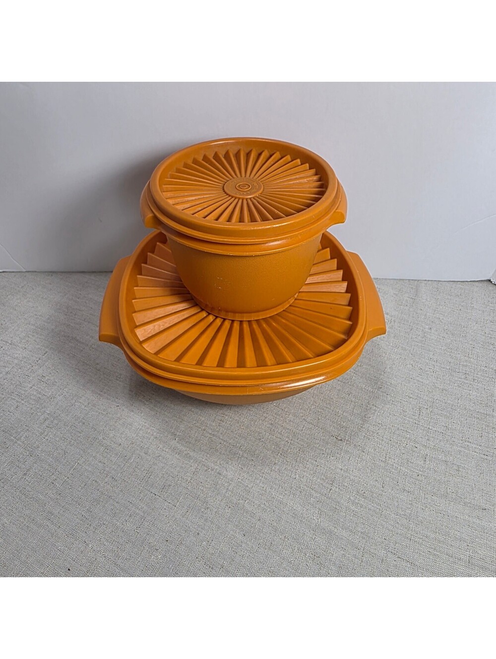 Tupperware Servalier Food Storage Containers Set Starburst Lids Orange Vintage